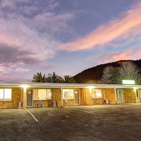 Laurieton Hotel Екстер'єр фото